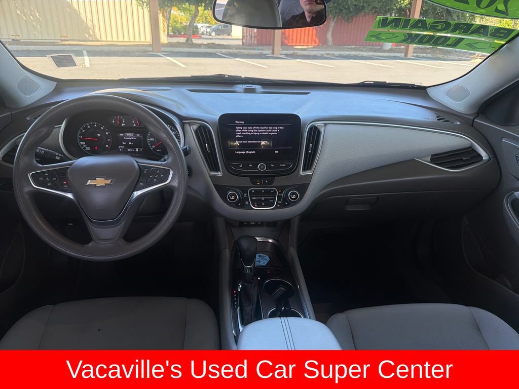Used 2025 Chevrolet Malibu LT FWD image 12
