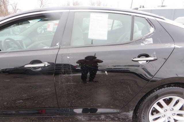 Used 2013 Kia Optima LX image 34