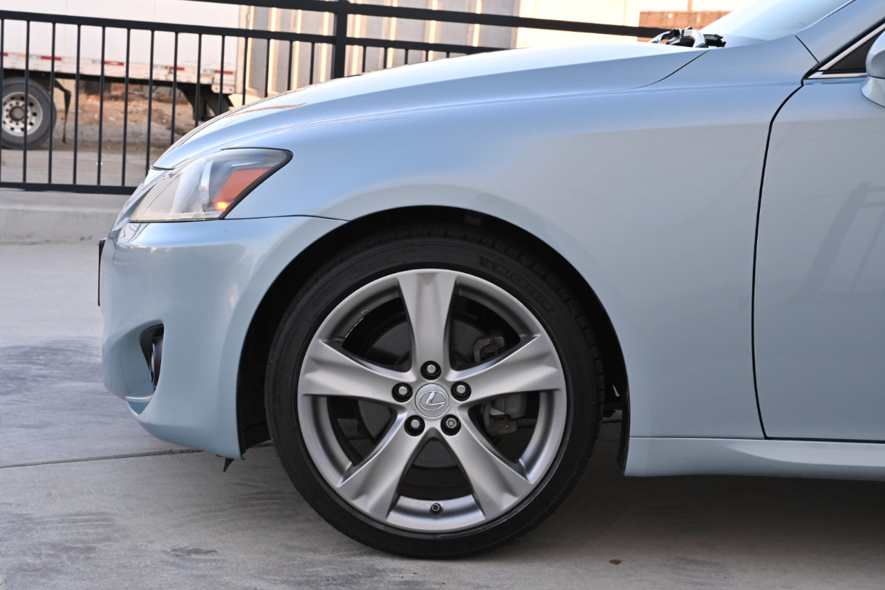 Used 2011 Lexus IS 250 w/ Premium Pkg Value Edition RWD image 26