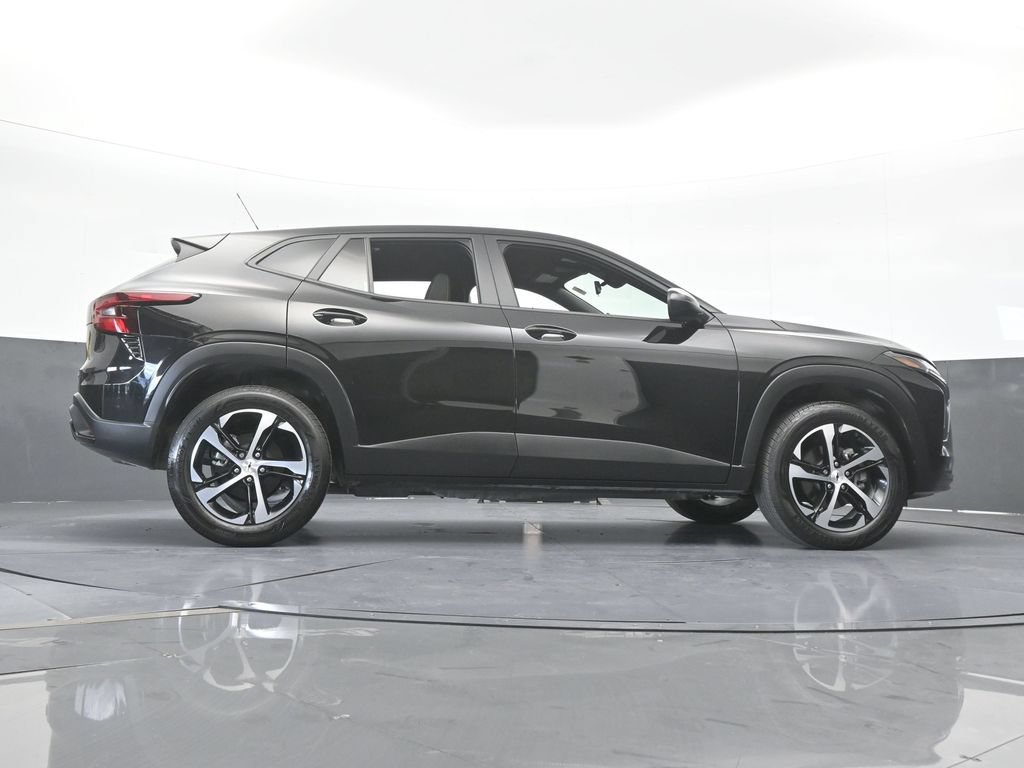 Used 2025 Chevrolet Trax RS w/ Driver Confidence Package FWD image 56
