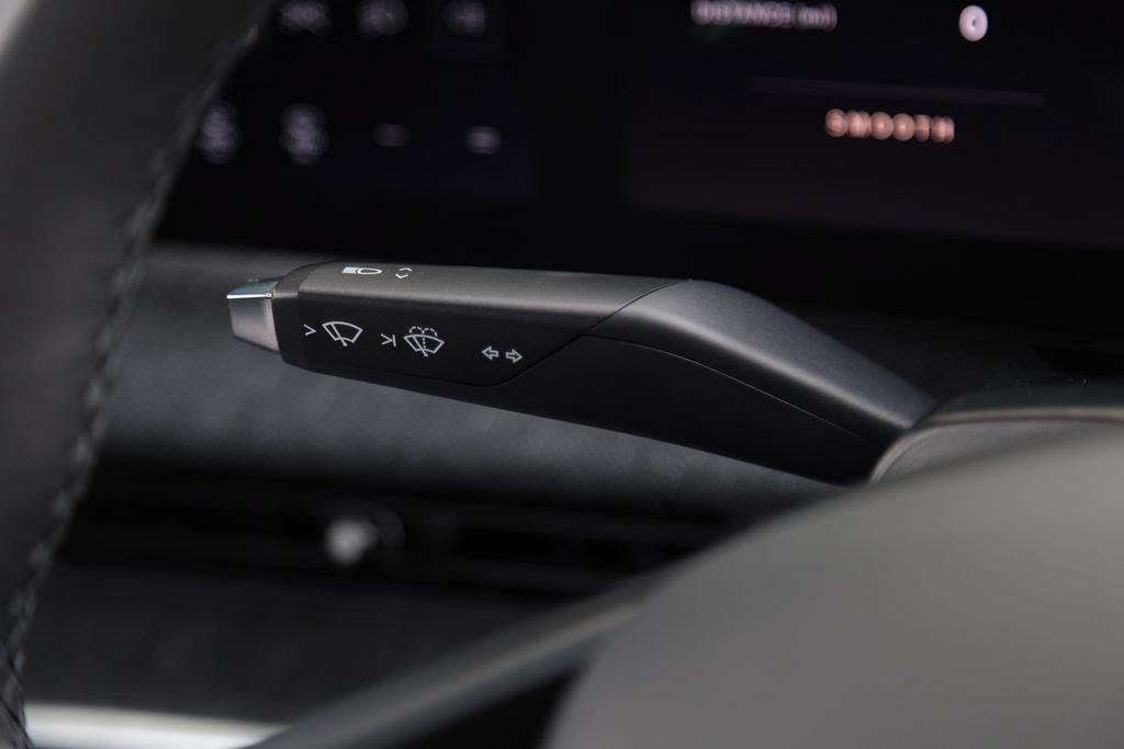Used 2024 Lucid Air Pure RWD image 22