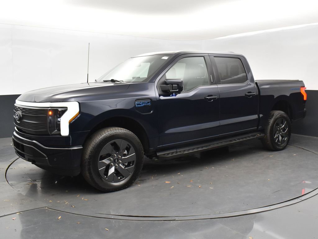 Used 2025 Ford F150 Lightning Lariat image 1