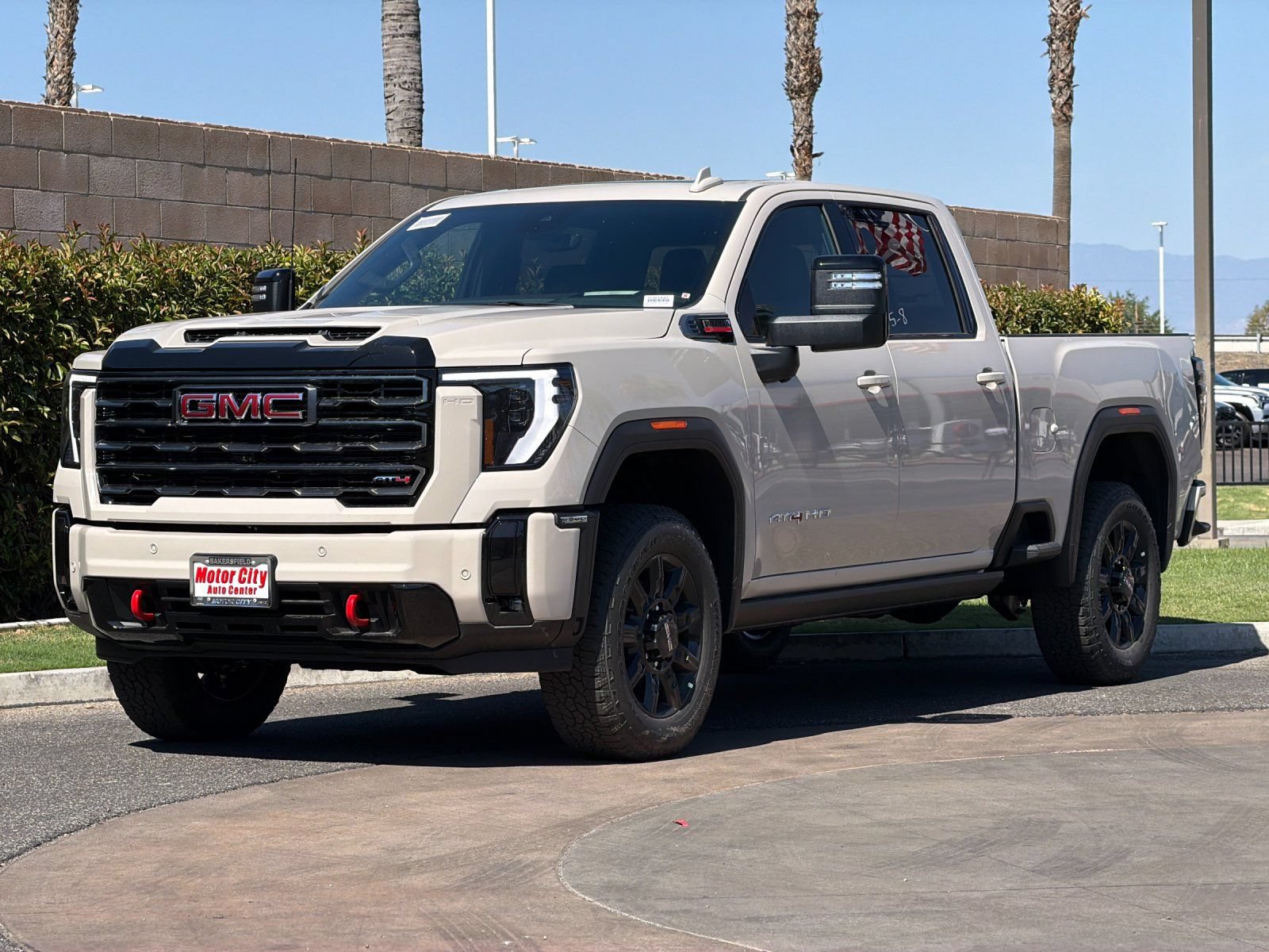 New 2026 GMC Sierra 2500 AT4 w/ AT4 Premium Plus Package AWD/4WD image 8