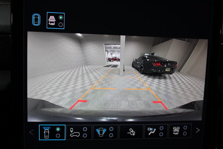 New 2026 GMC Yukon XL AT4 w/ AT4 Premium Plus Package AWD/4WD image 57