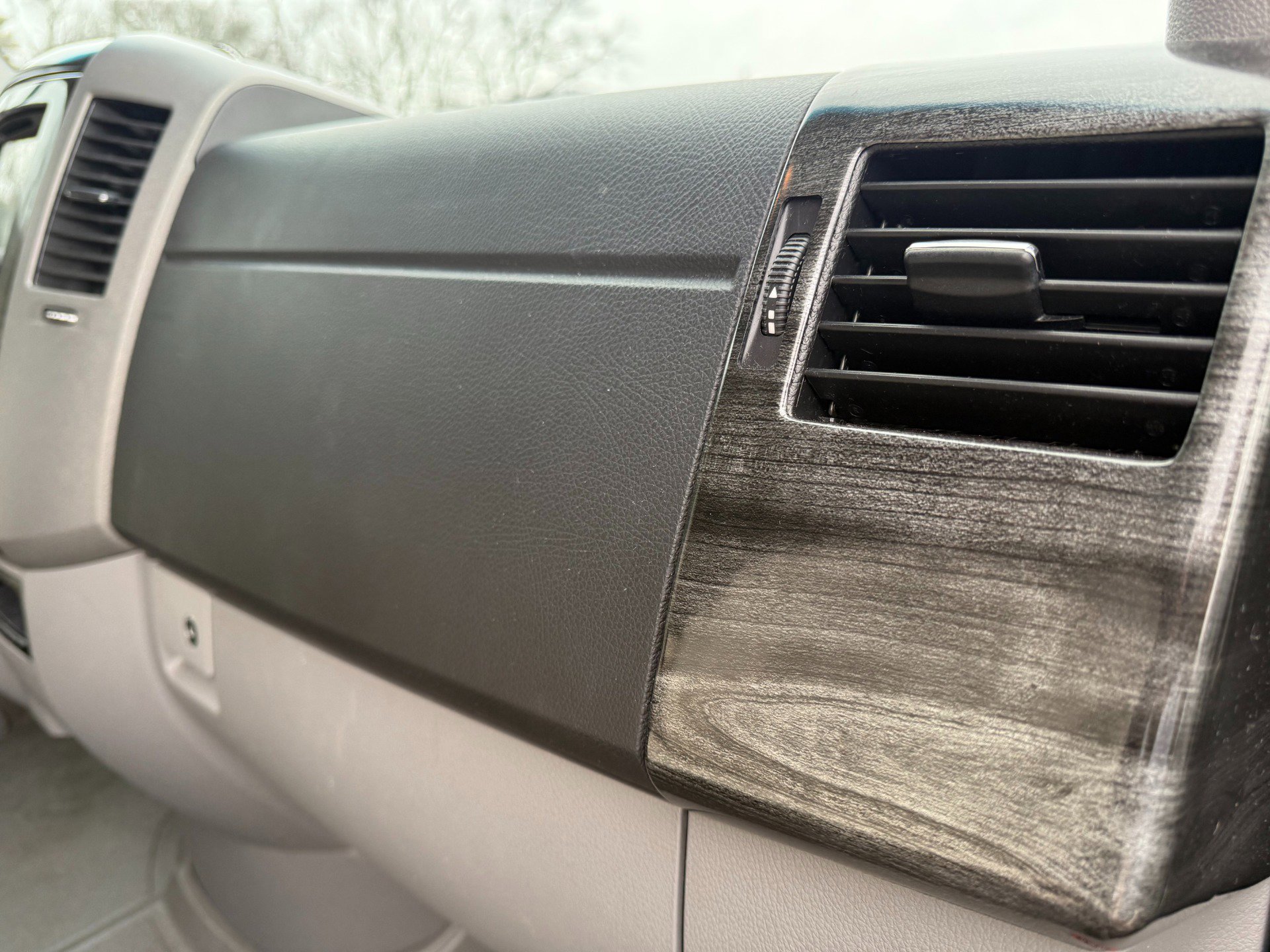 Used 2017 Mercedes-Benz Sprinter 3500 image 14