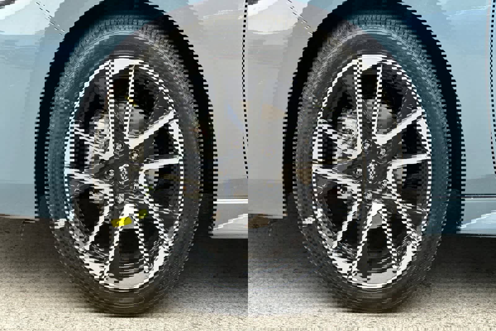 New 2025 Nissan Sentra SR image 25