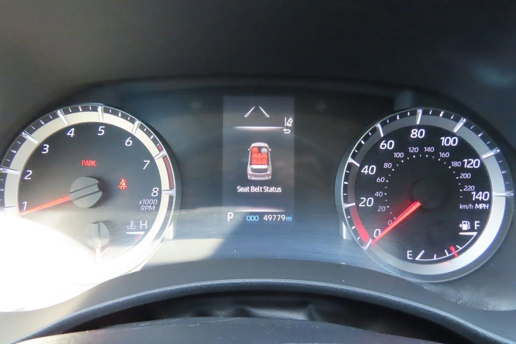 Certified 2022 Toyota Highlander L image 33