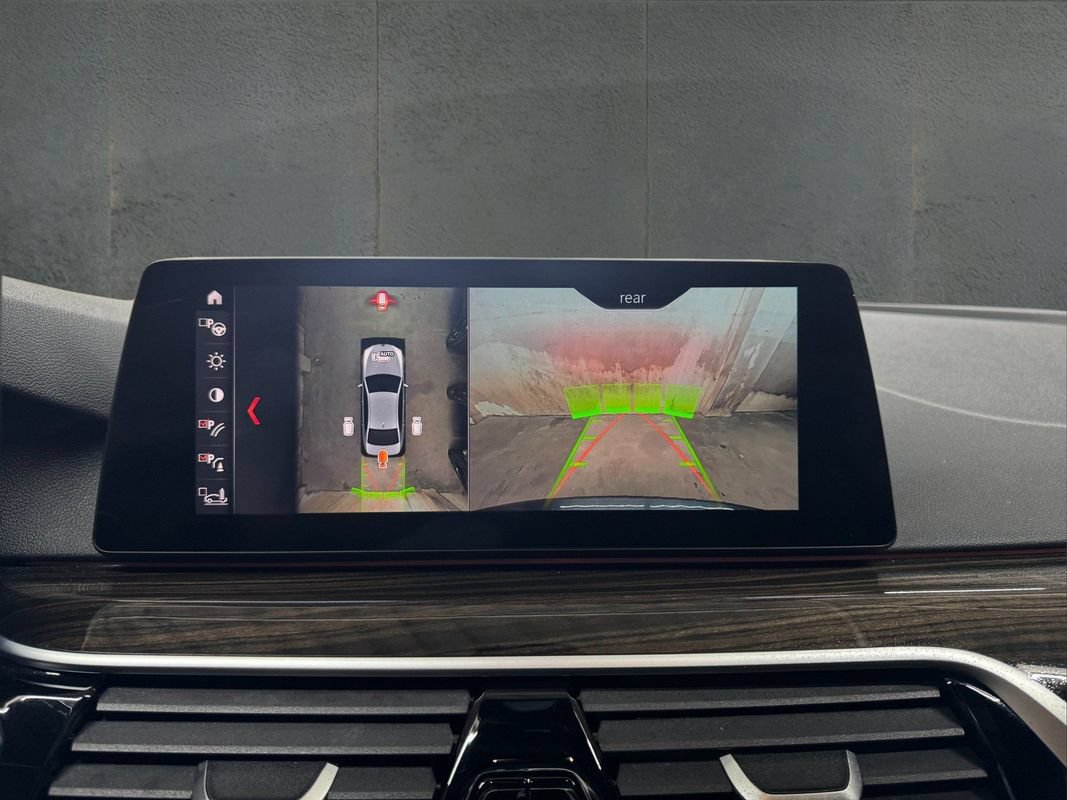 Used 2019 BMW 540i xDrive w/ M Sport Package AWD/4WD image 19