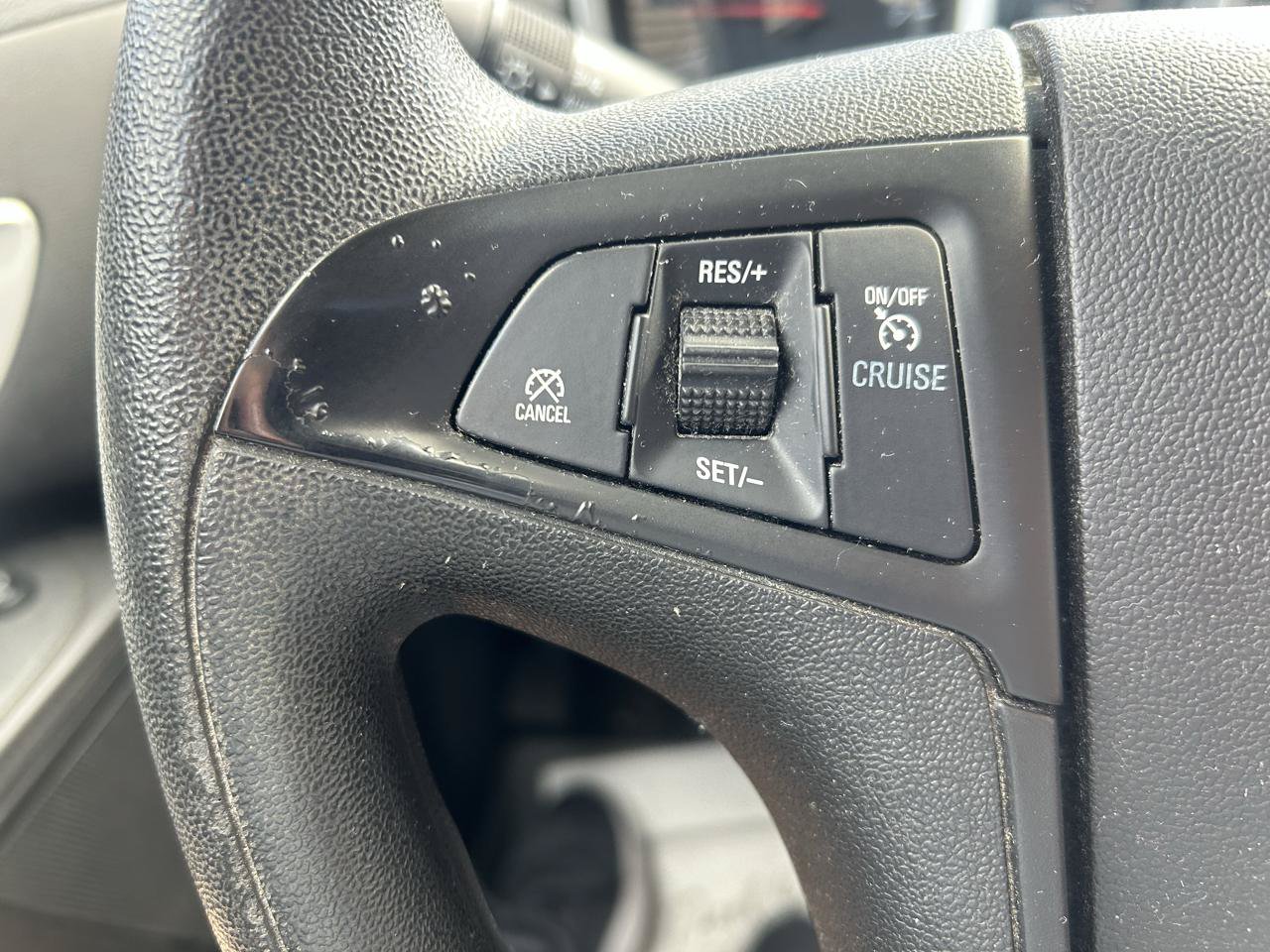 Used 2012 Chevrolet Equinox LS FWD image 18