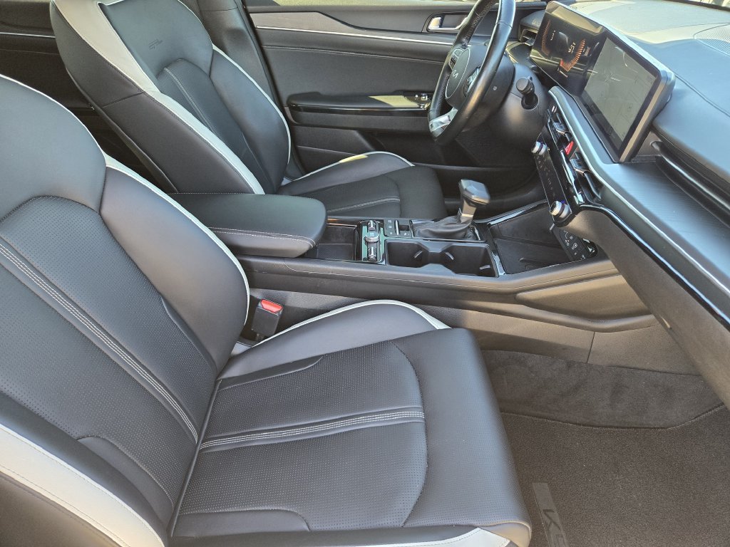 Used 2025 Kia K5 GT-Line AWD/4WD image 13