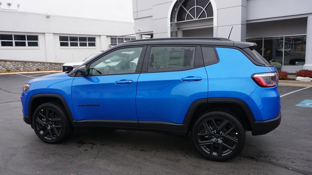 New 2026 Jeep Compass Limited image 7