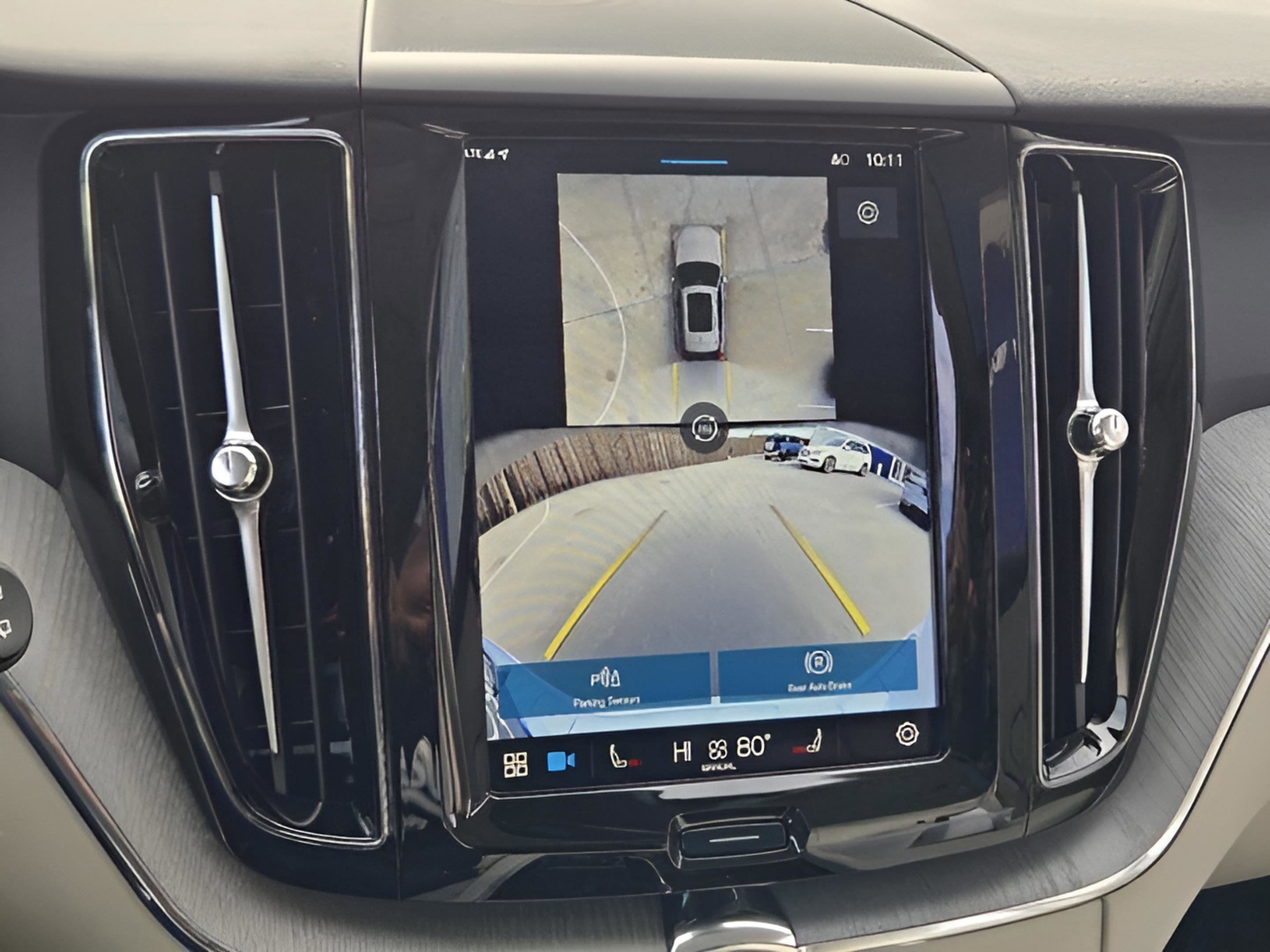 Used 2025 Volvo XC60 T8 Plus w/ Protection Package Premier image 21