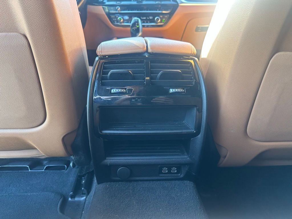 Used 2023 BMW 530i w/ M Sport Package image 18
