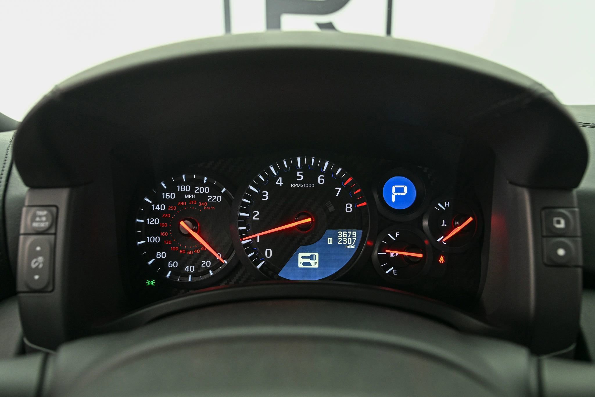 Used 2024 Nissan GT-R Premium w/ Floor Mat Package AWD/4WD image 26