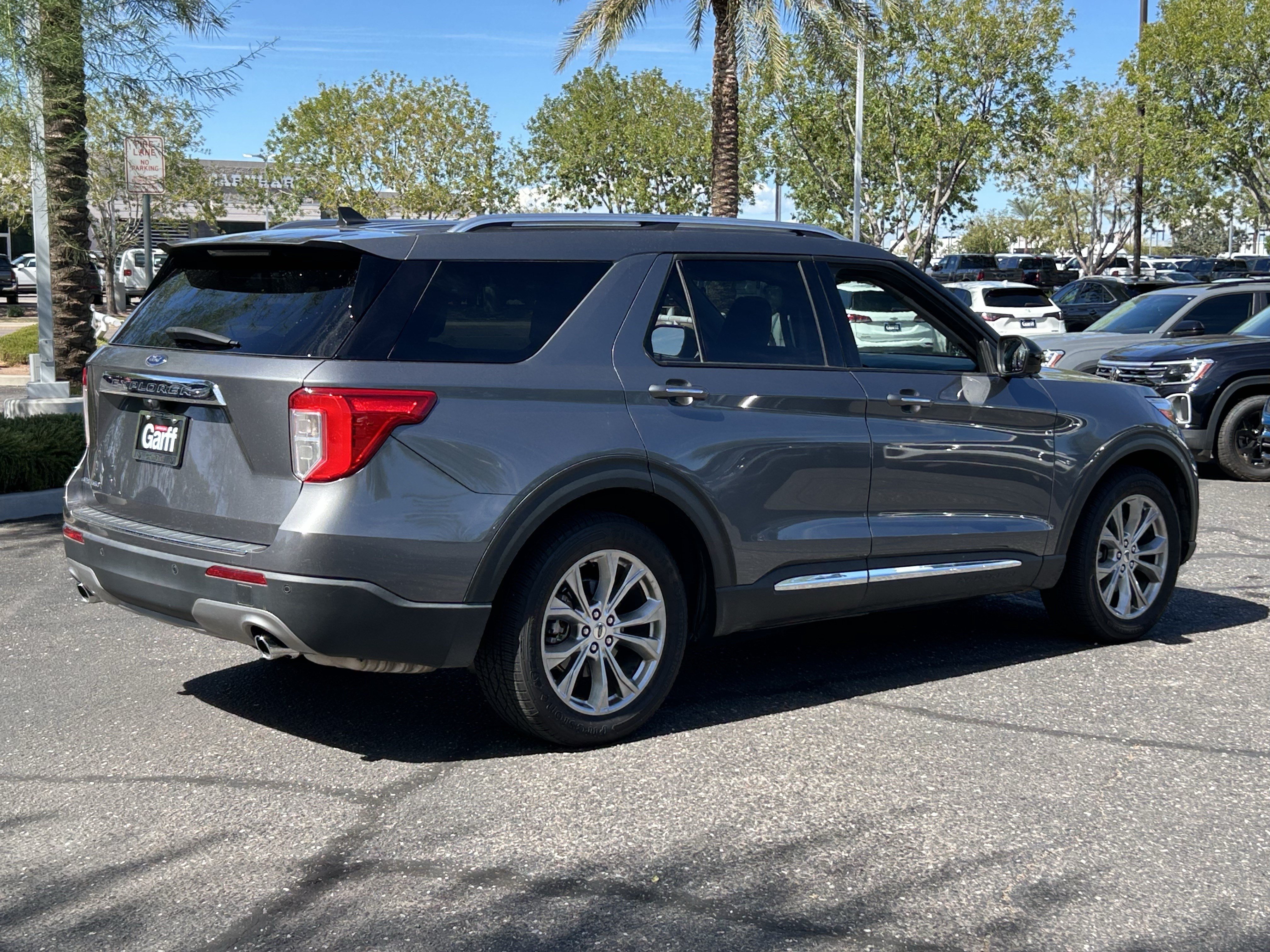 Used 2022 Ford Explorer Limited RWD image 4