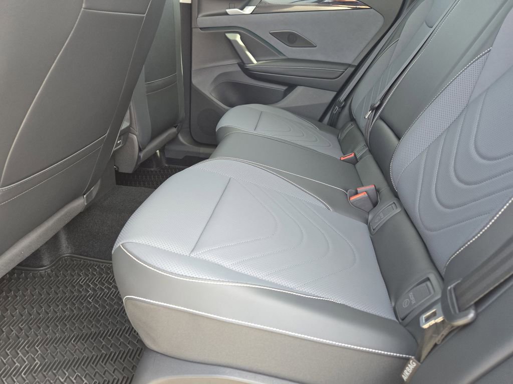 New 2026 Volkswagen Tiguan SE image 23