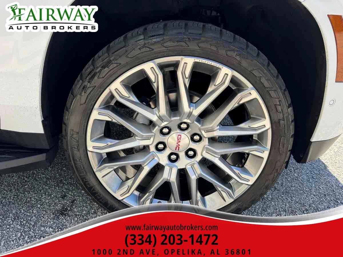 Used 2025 GMC Yukon Denali AWD/4WD image 51