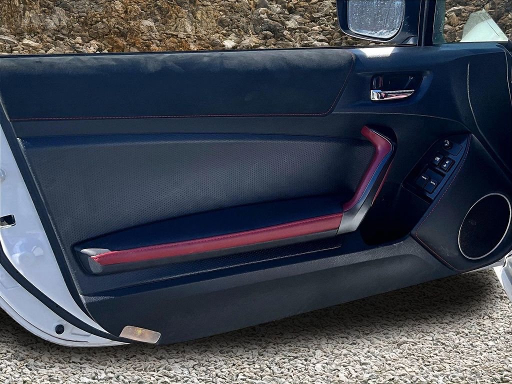 Used 2020 Subaru BRZ tS image 21