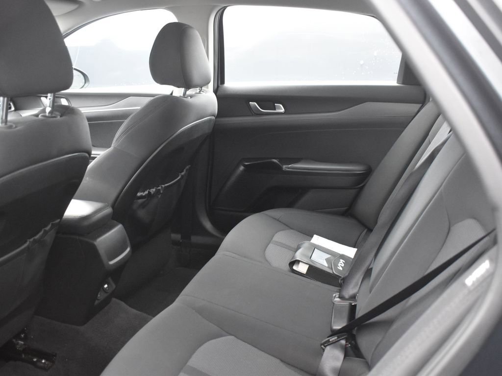 Used 2023 Kia K5 LXS image 18