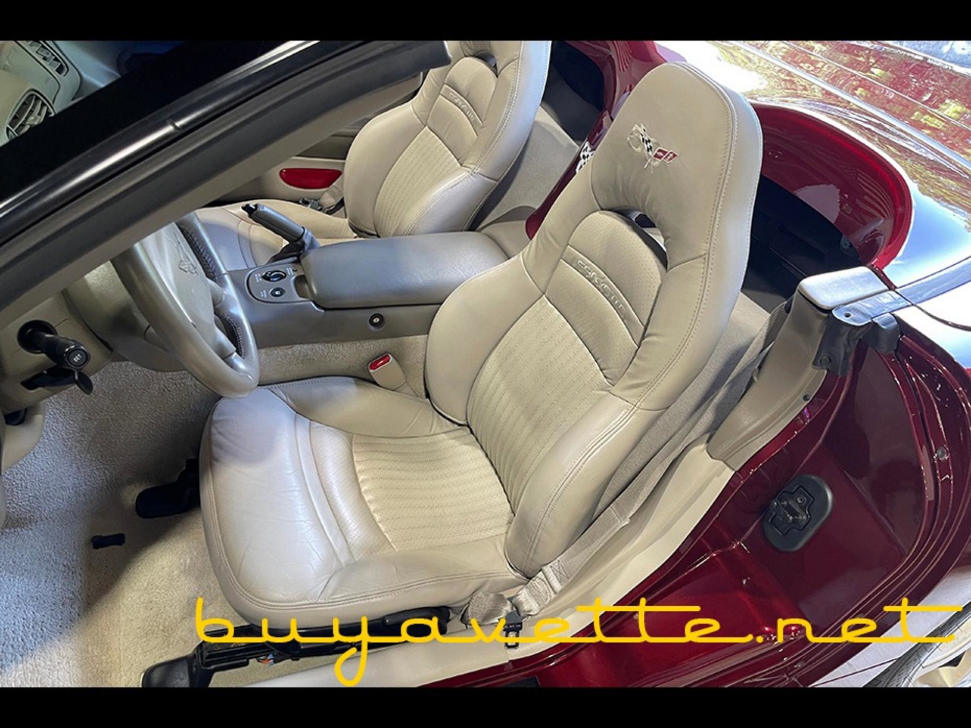 Used 2003 Chevrolet Corvette Convertible w/ Preferred Equipment Group1 image 22