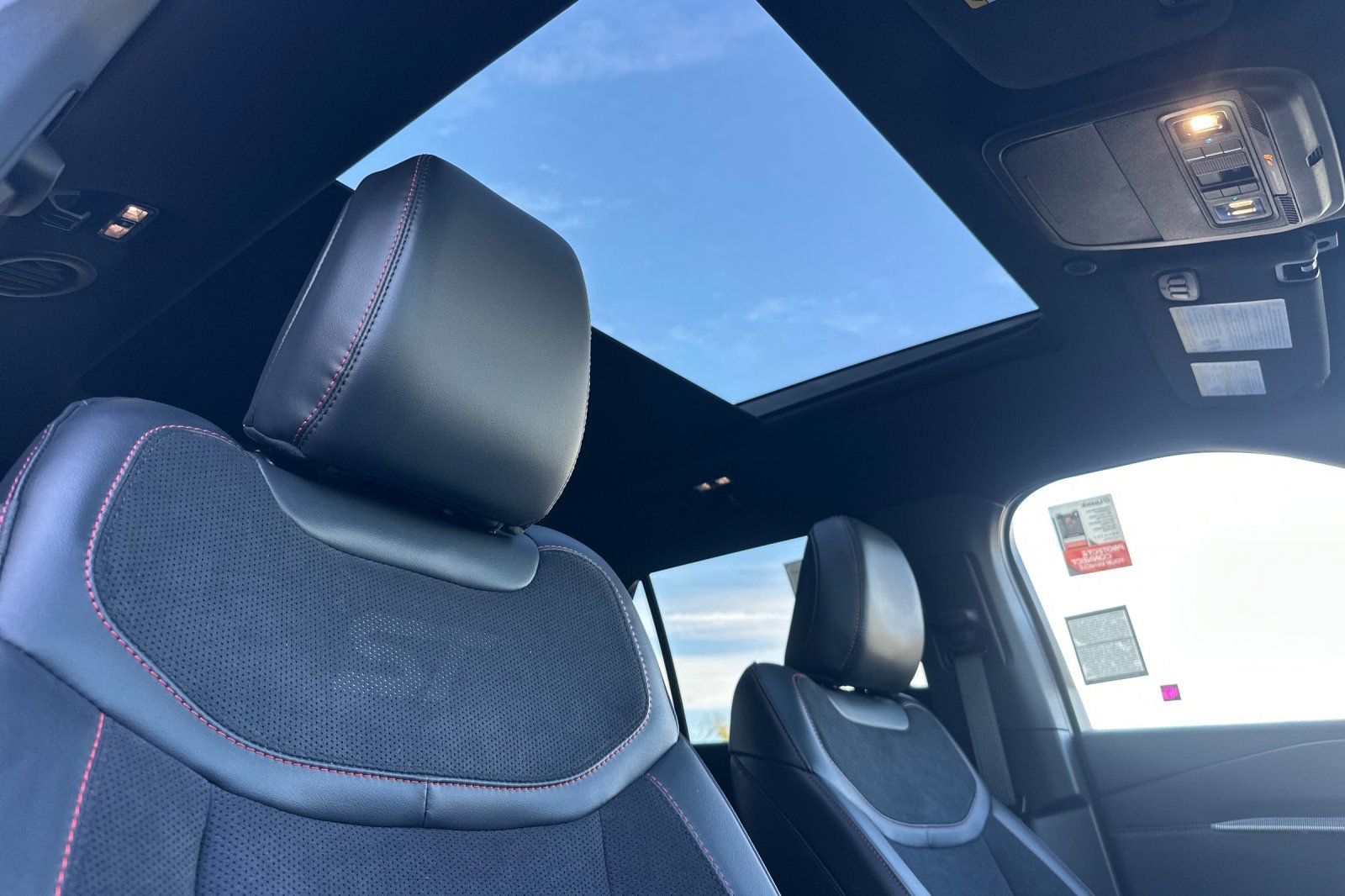 New 2026 Ford Explorer ST w/ Sun And Sound Package image 18