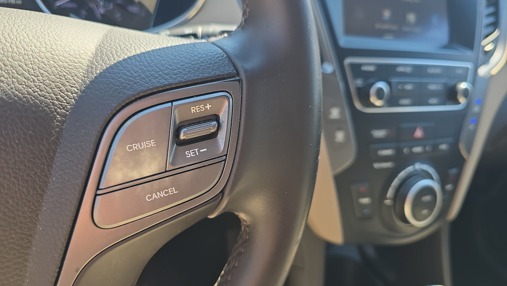 Used 2017 Hyundai Santa Fe Sport AWD/4WD image 24