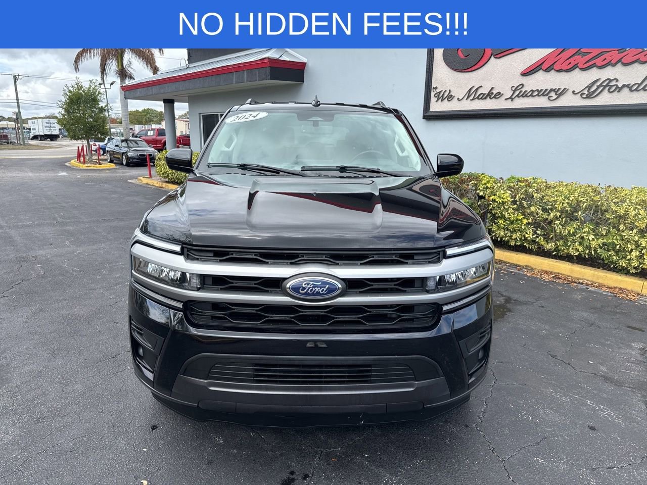 Used 2024 Ford Expedition Max XLT RWD image 4