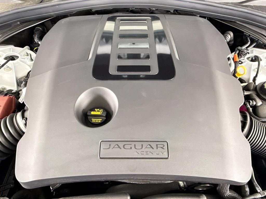 New 2026 Jaguar F-PACE R-Dynamic S AWD/4WD image 27