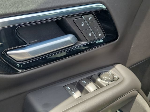 Certified 2025 Chevrolet Suburban Z71 AWD/4WD image 27