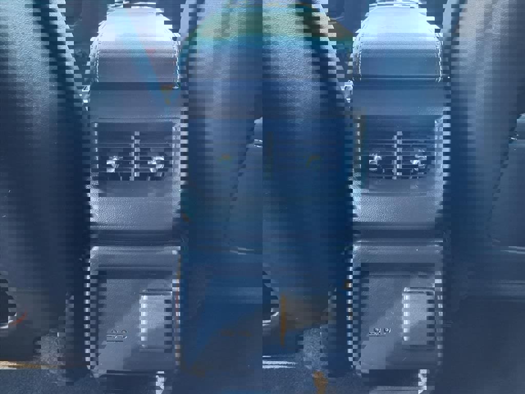 Used 2025 Cadillac Optiq Sport 1 image 25