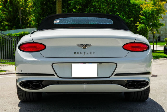 Used 2020 Bentley Continental GT V8 First Edition image 19