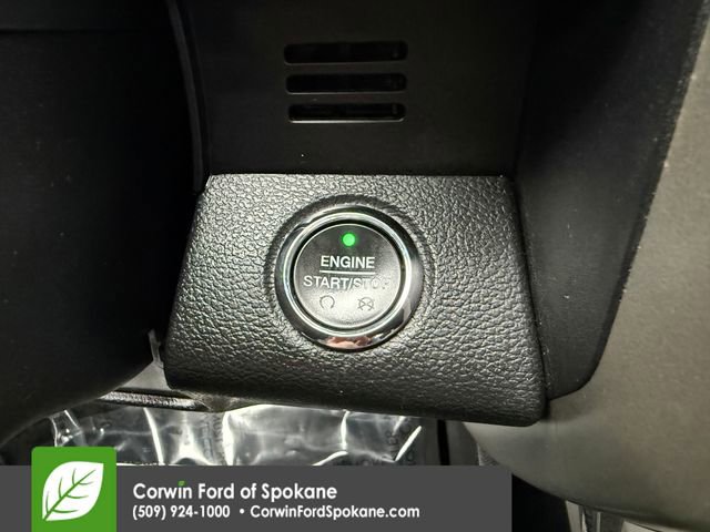 Used 2016 Ford F150 Lariat w/ Equipment Group 501A Mid image 33