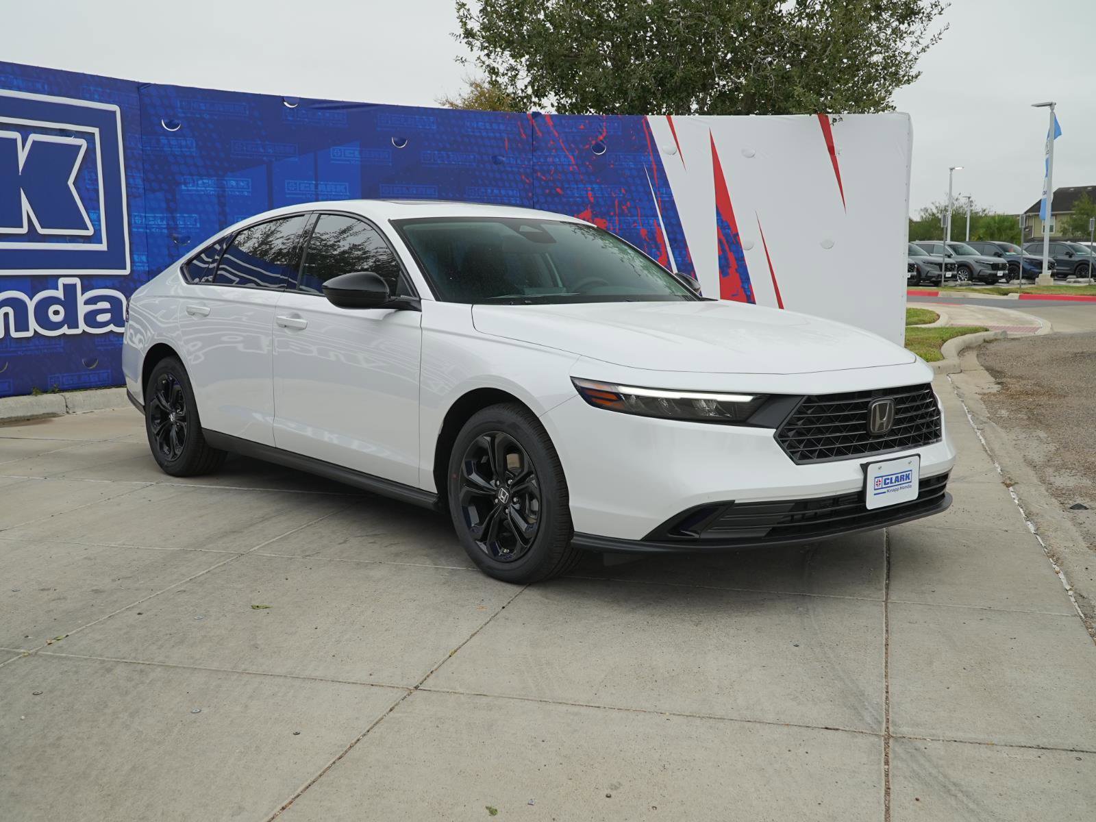 New 2025 Honda Accord SE image 3