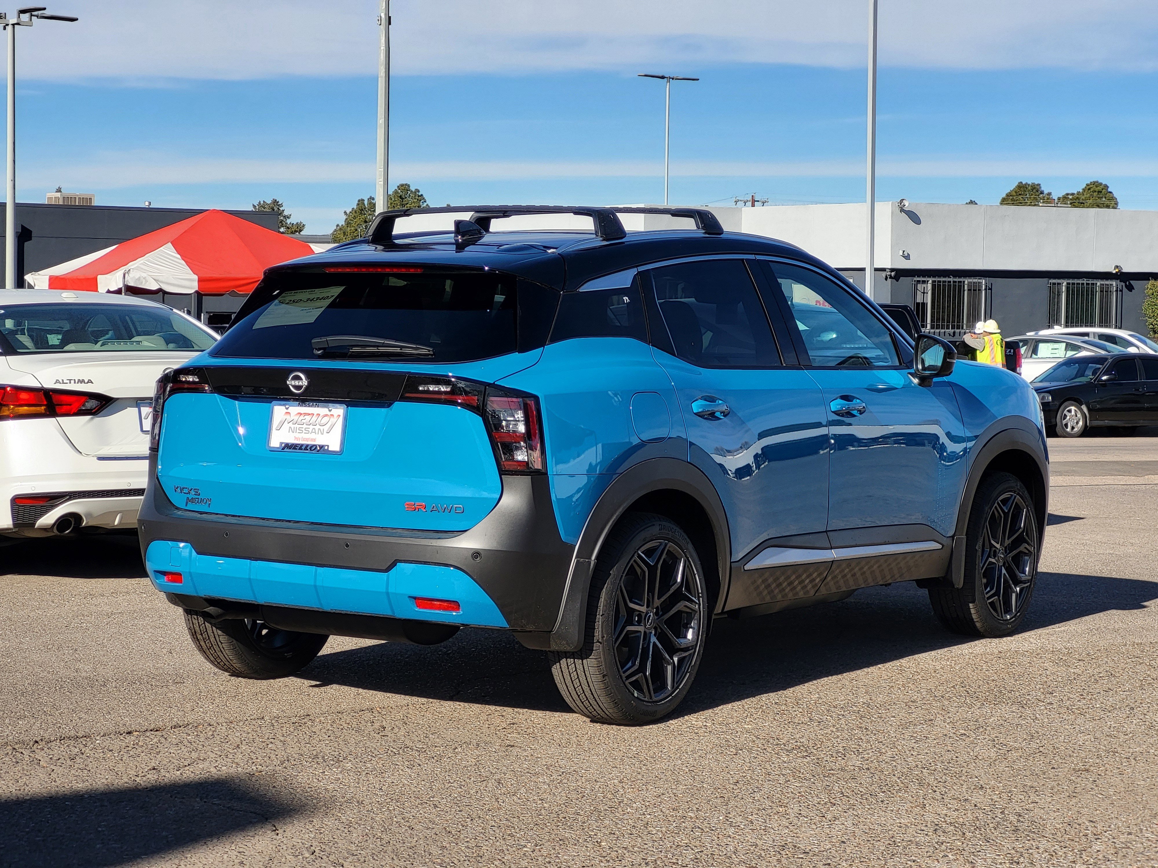 New 2026 Nissan Kicks SR w/ Illumination Package image 4