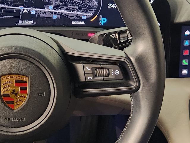Used 2021 Porsche Taycan RWD image 28