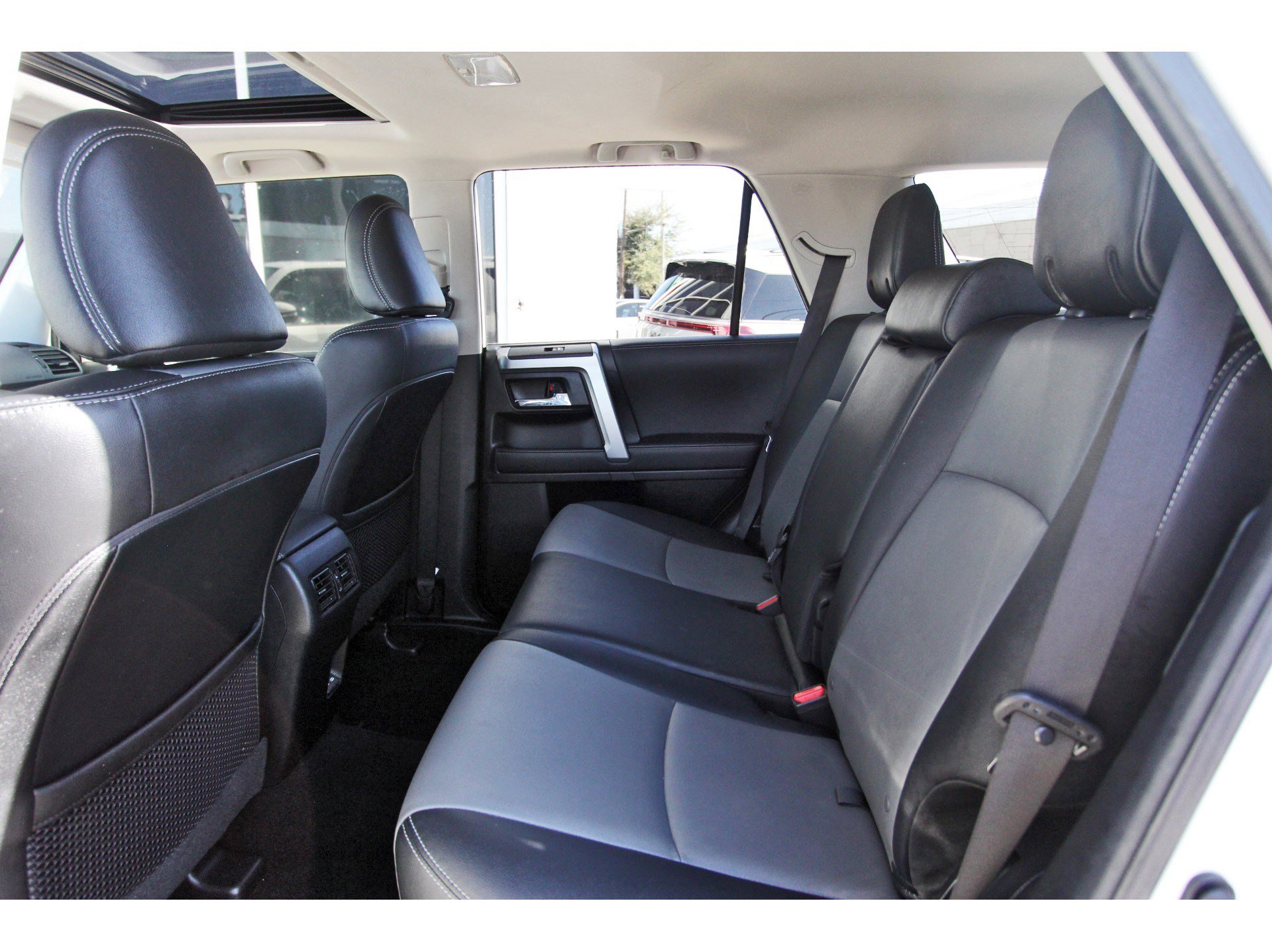 Used 2023 Toyota 4Runner SR5 Premium w/ Moonroof Package image 31