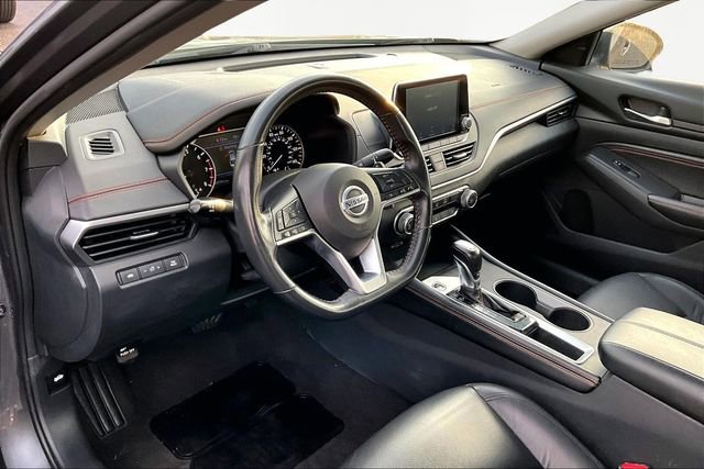 Used 2022 Nissan Altima 2.5 SR image 12