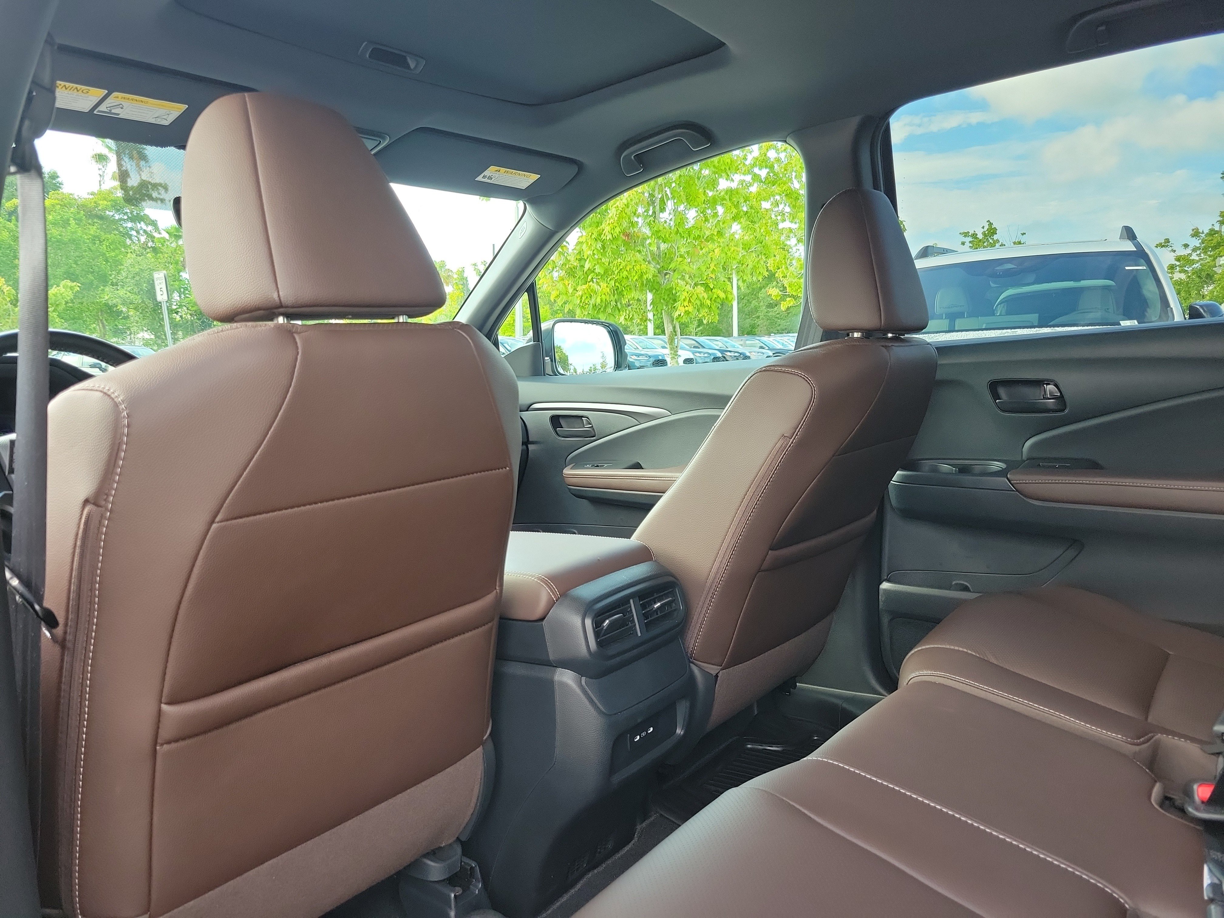 Used 2024 Honda Passport EX-L image 16