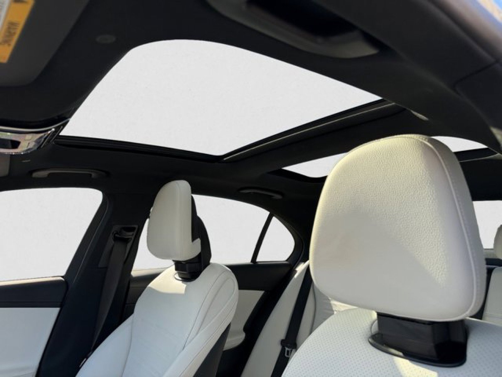 Used 2024 Mercedes-Benz C 300 4MATIC Sedan image 12