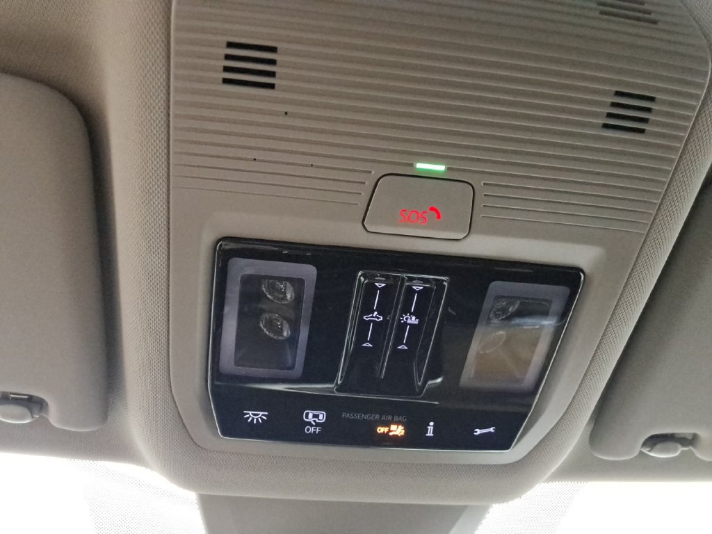 Used 2026 Volkswagen Atlas SE FWD image 17