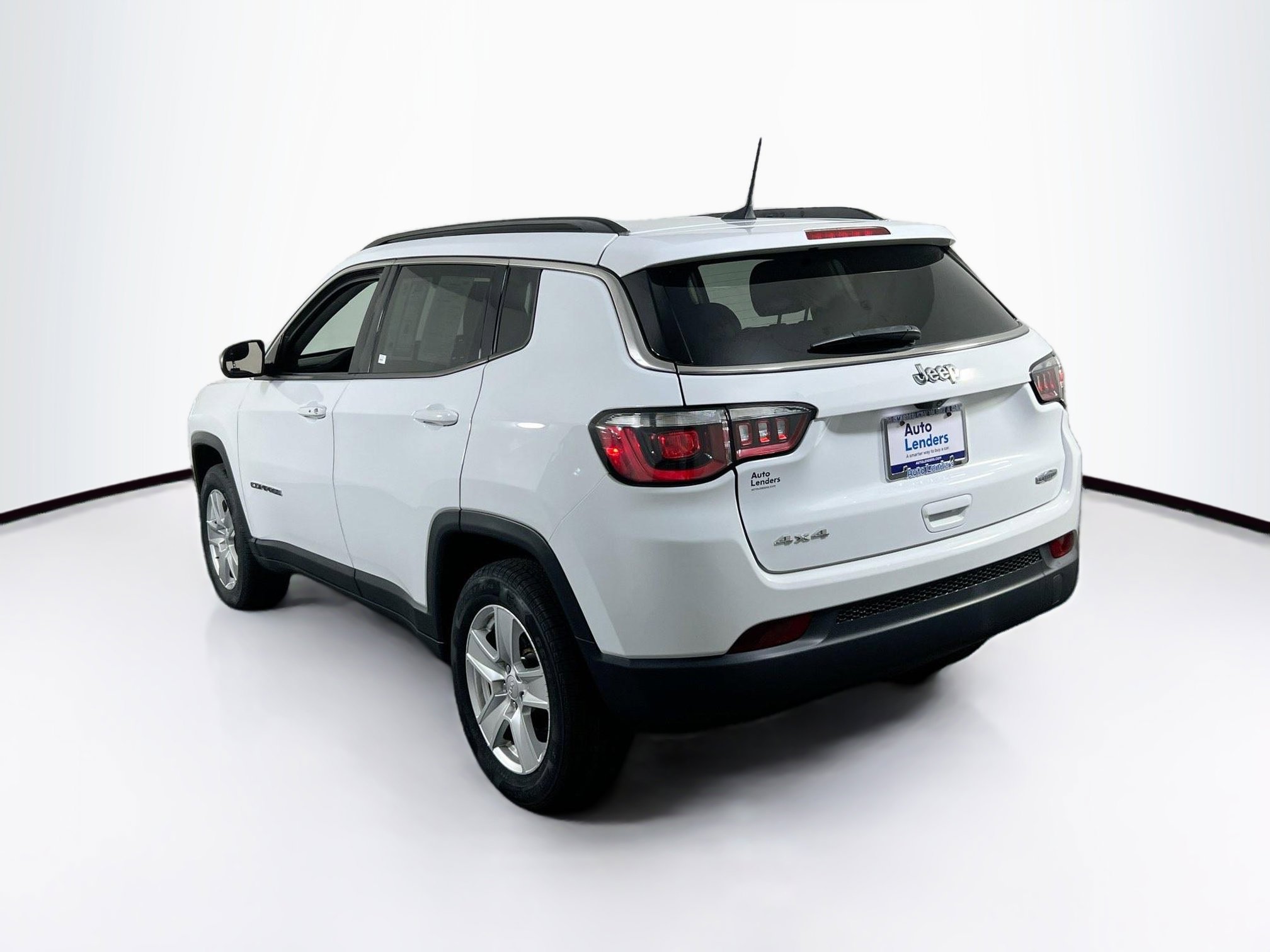 Used 2022 Jeep Compass Latitude AWD/4WD image 7