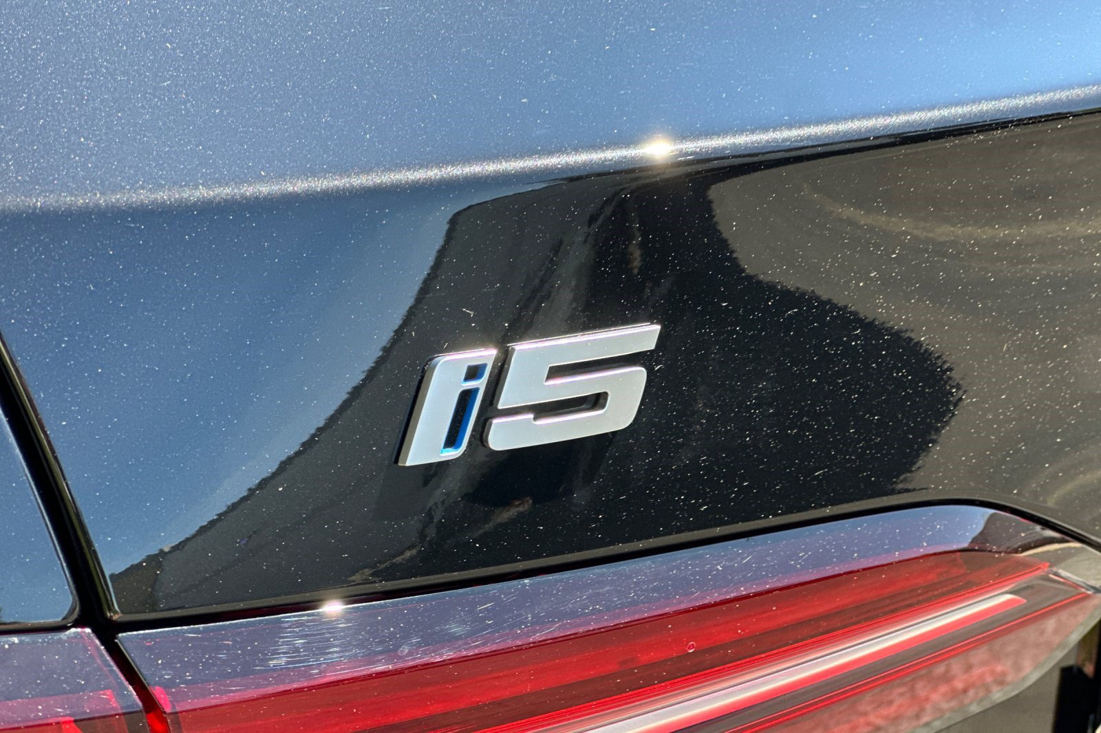 Certified 2025 BMW i5 M60 image 39