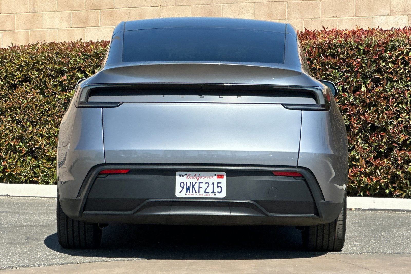 Used 2026 Tesla Model Y Long Range image 5