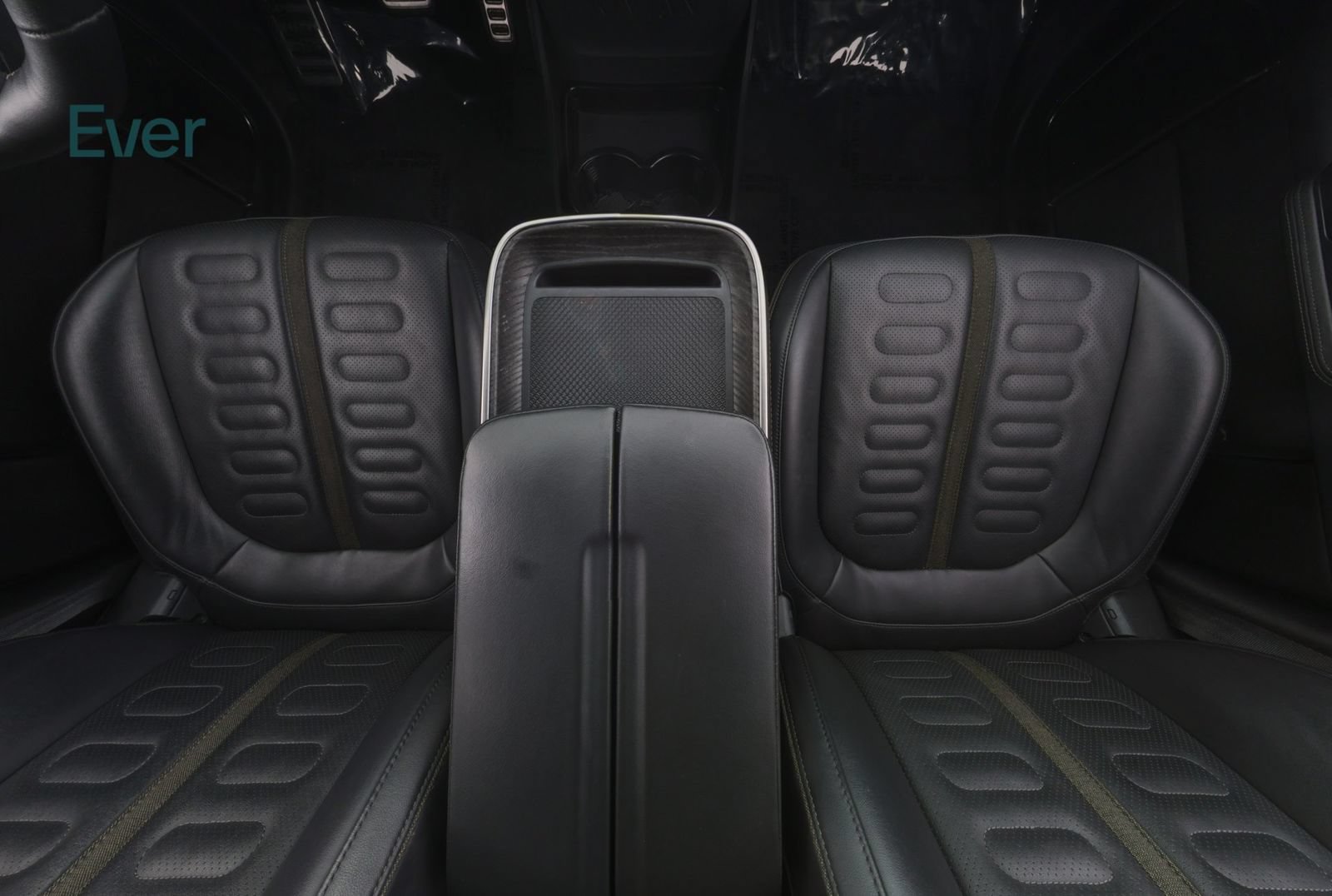 Used 2023 Rivian R1S Adventure AWD/4WD image 29