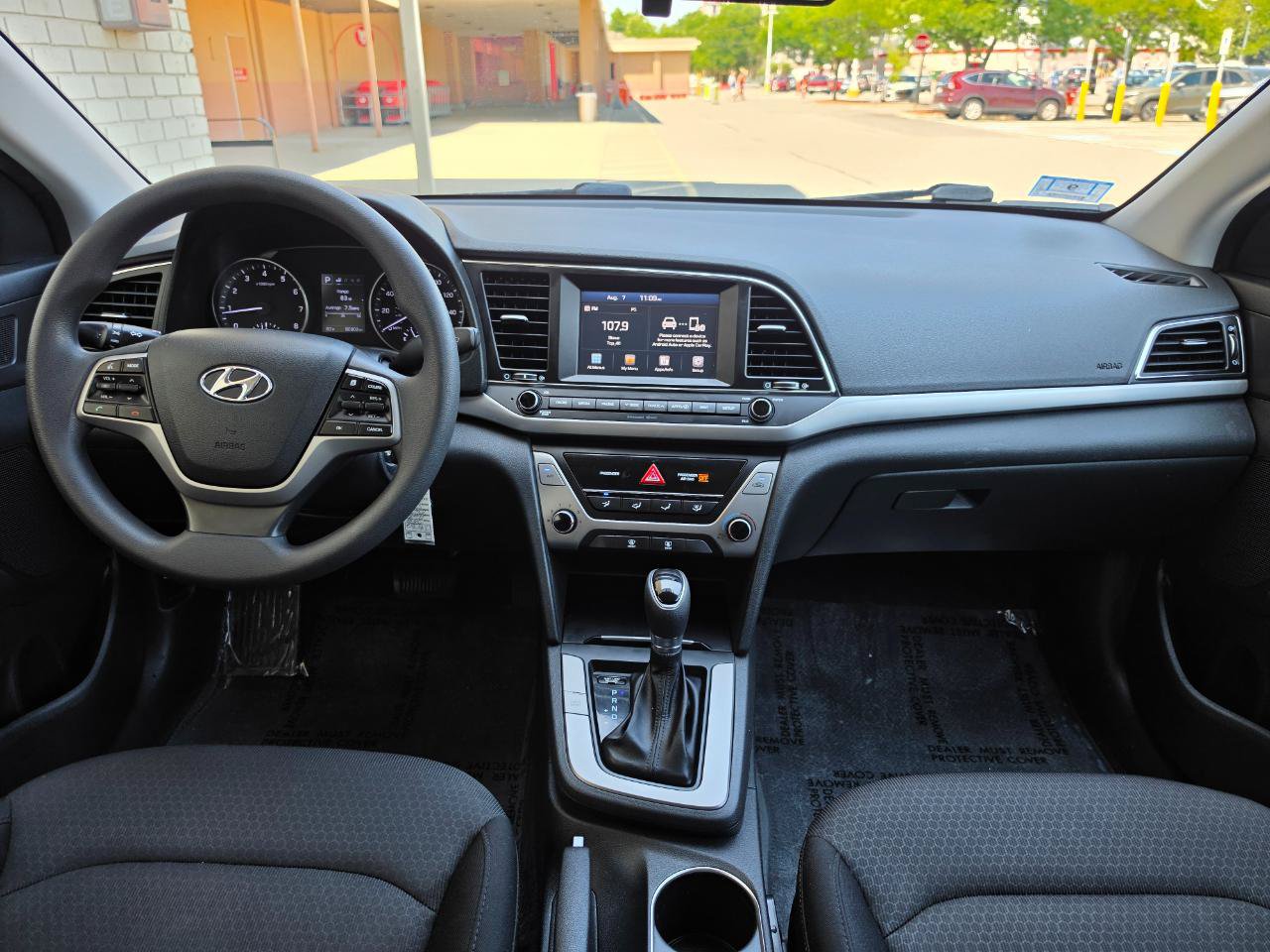 Used 2018 Hyundai Elantra SEL FWD image 12