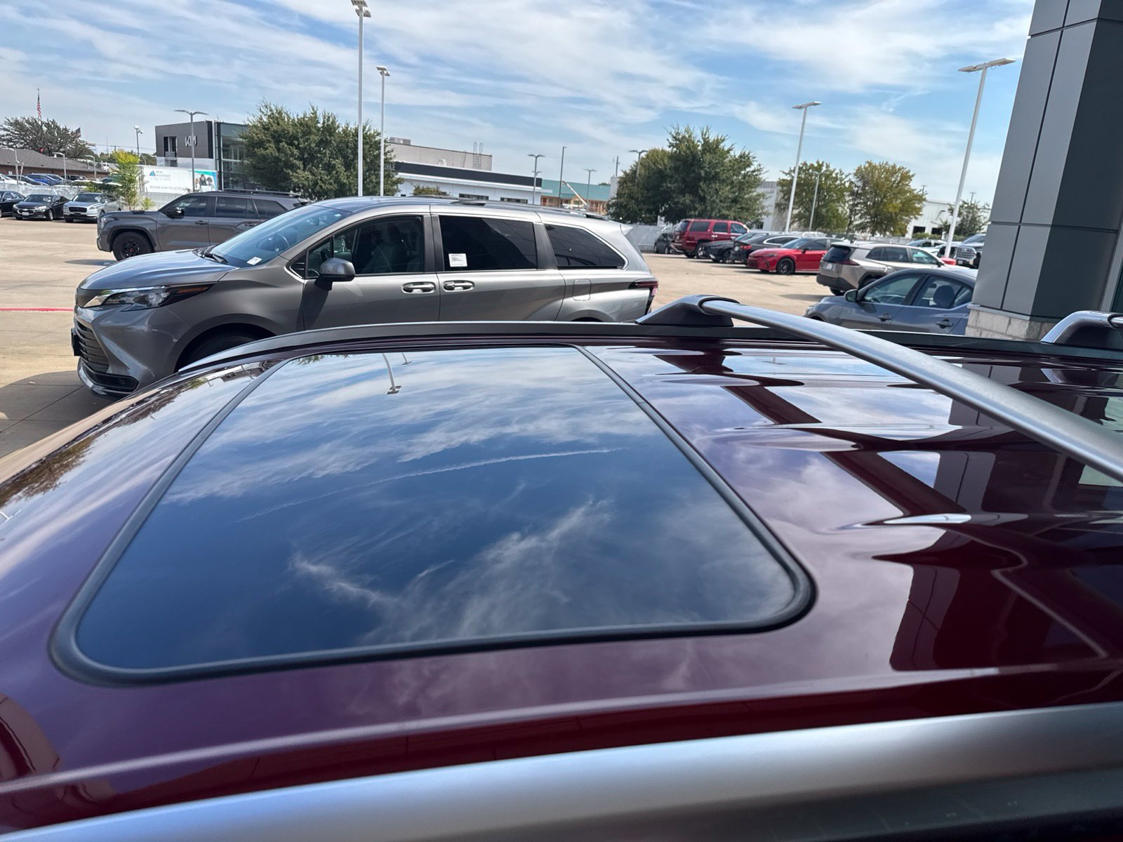 Used 2022 Toyota Highlander Limited FWD image 15