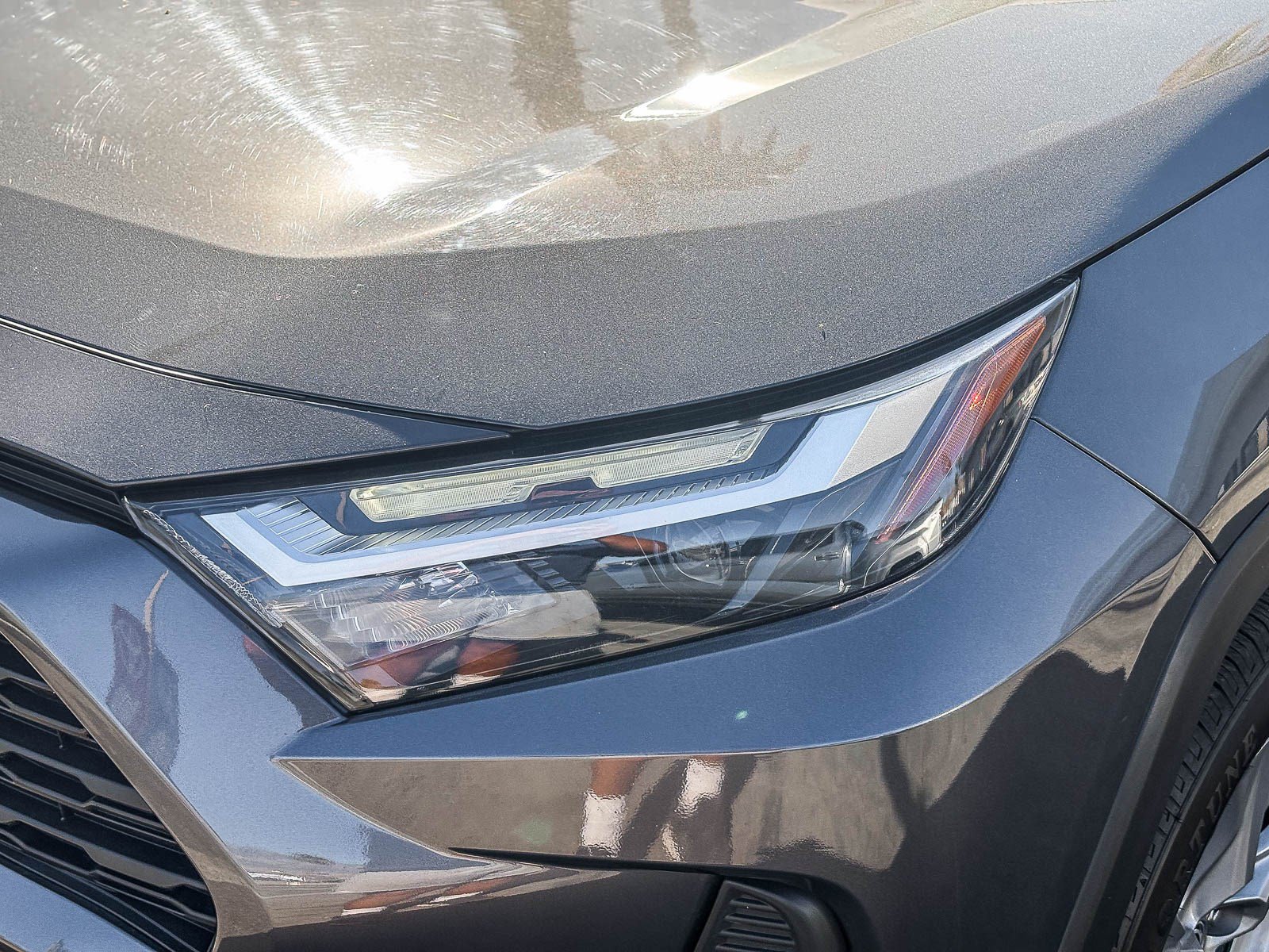 Used 2024 Toyota RAV4 XLE FWD image 9