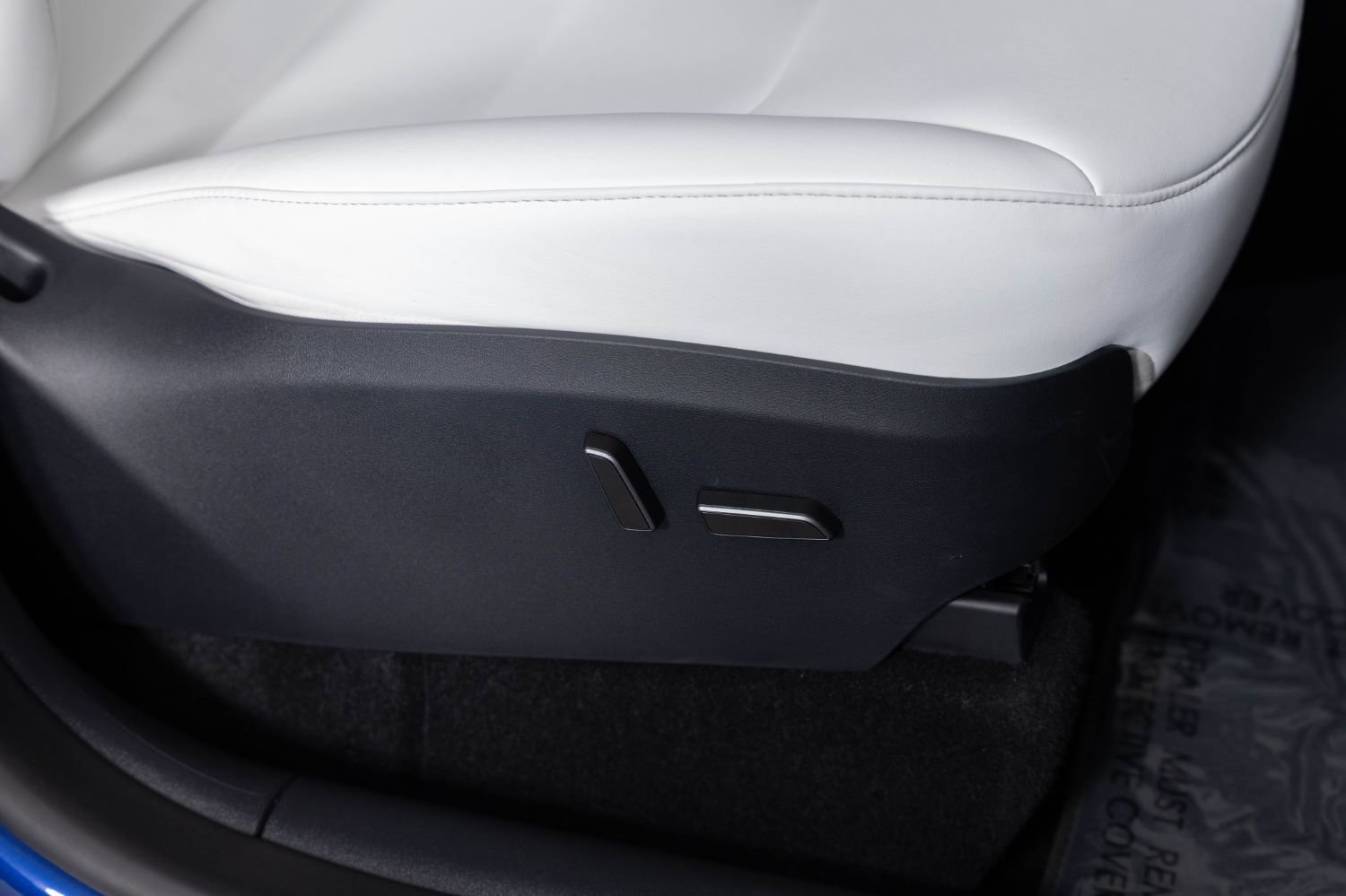 Used 2024 Tesla Model Y Long Range image 30