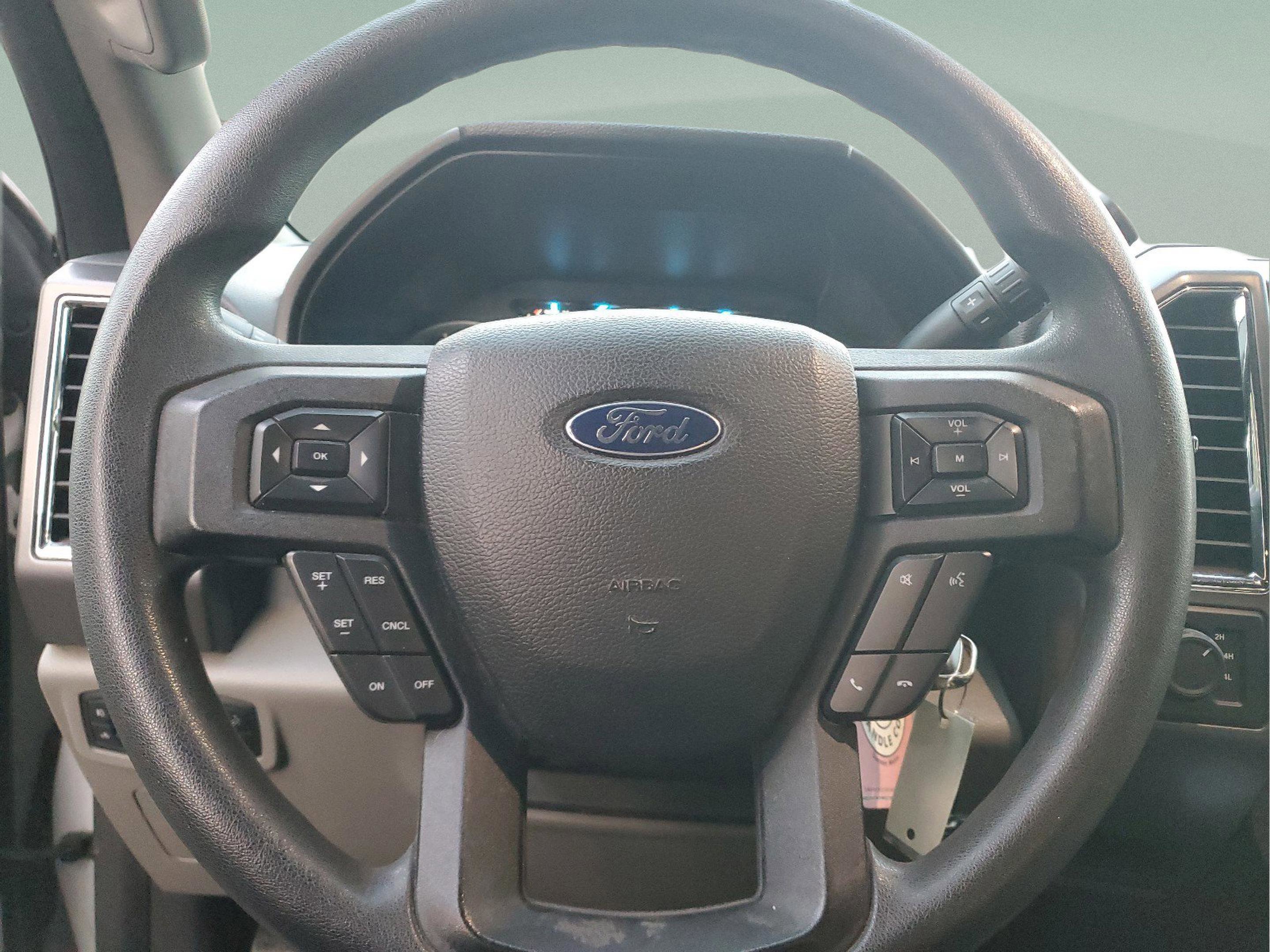 Used 2015 Ford F150 XLT image 18