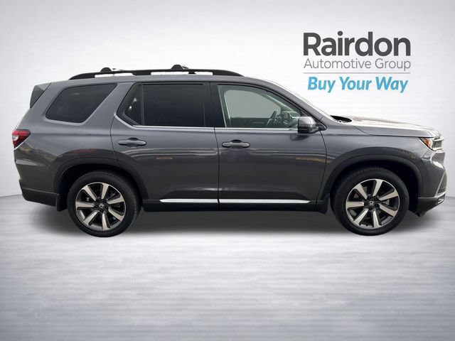 Used 2023 Honda Pilot Touring image 8